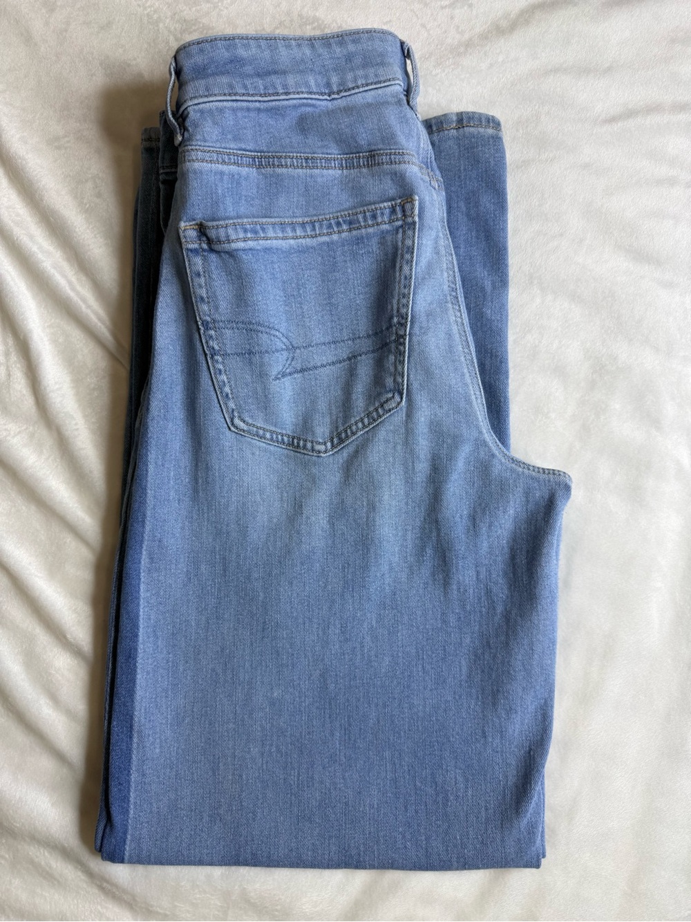 American Eagle Outfitters Light Blue Stretch Skinny Jeans